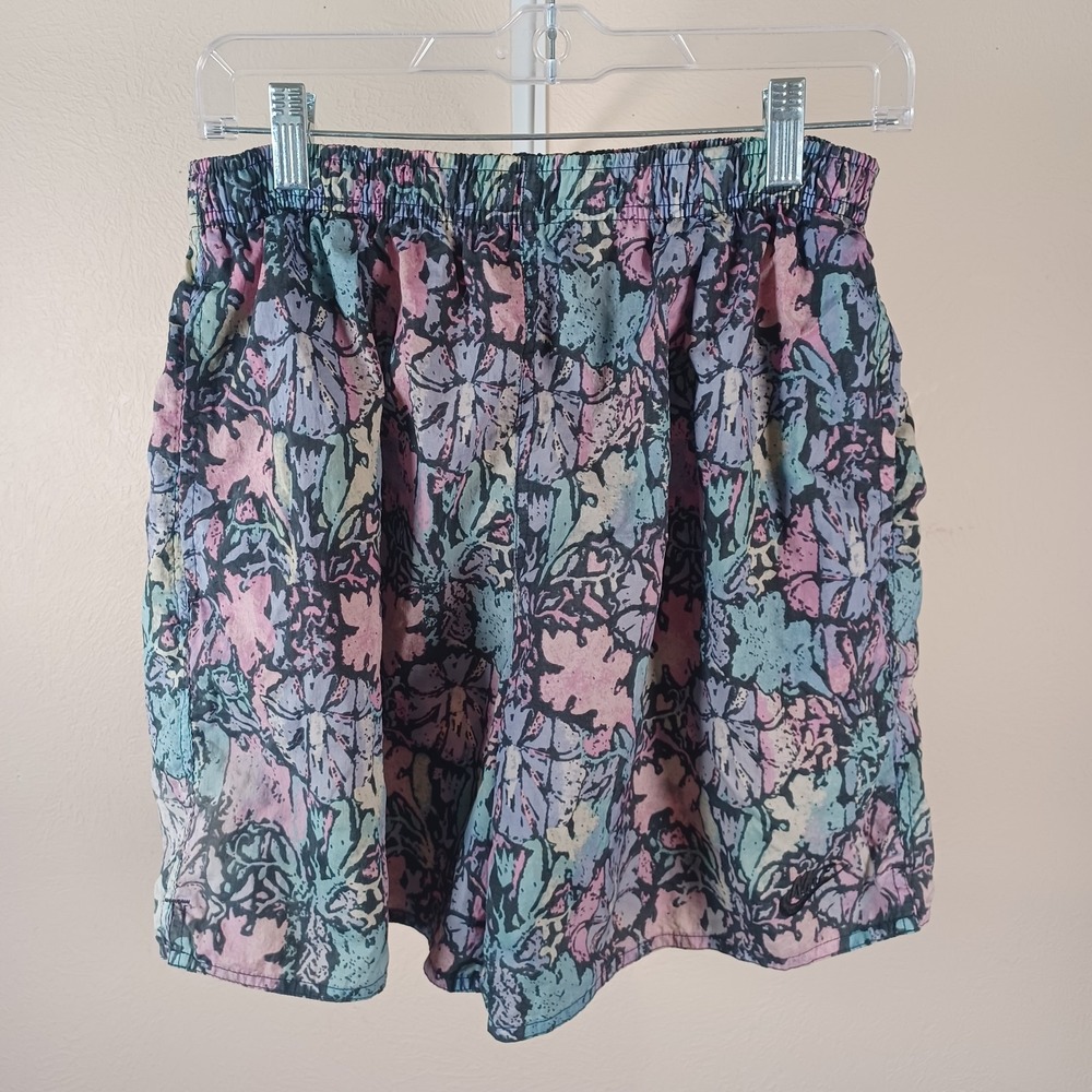 Nike Vintage Novelty Retro Print Pull On Nylon Active Shorts White Tag‎ Youth L